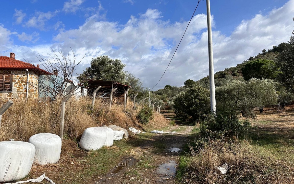 BALIKESİR – GÖMEÇ KUYUALAN’DA       DOĞAYLA İÇ İÇE VİLLA ARSALARI!