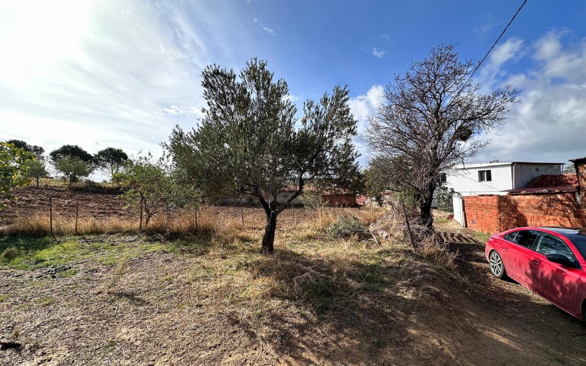 BALIKESİR – GÖMEÇ KUYUALAN’DA       DOĞAYLA İÇ İÇE VİLLA ARSALARI!